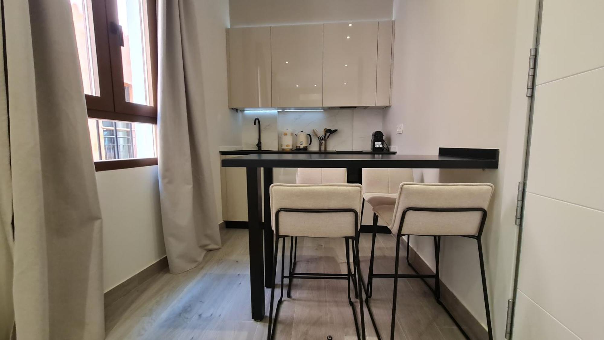 Suspiro 202 Elegant Apartment