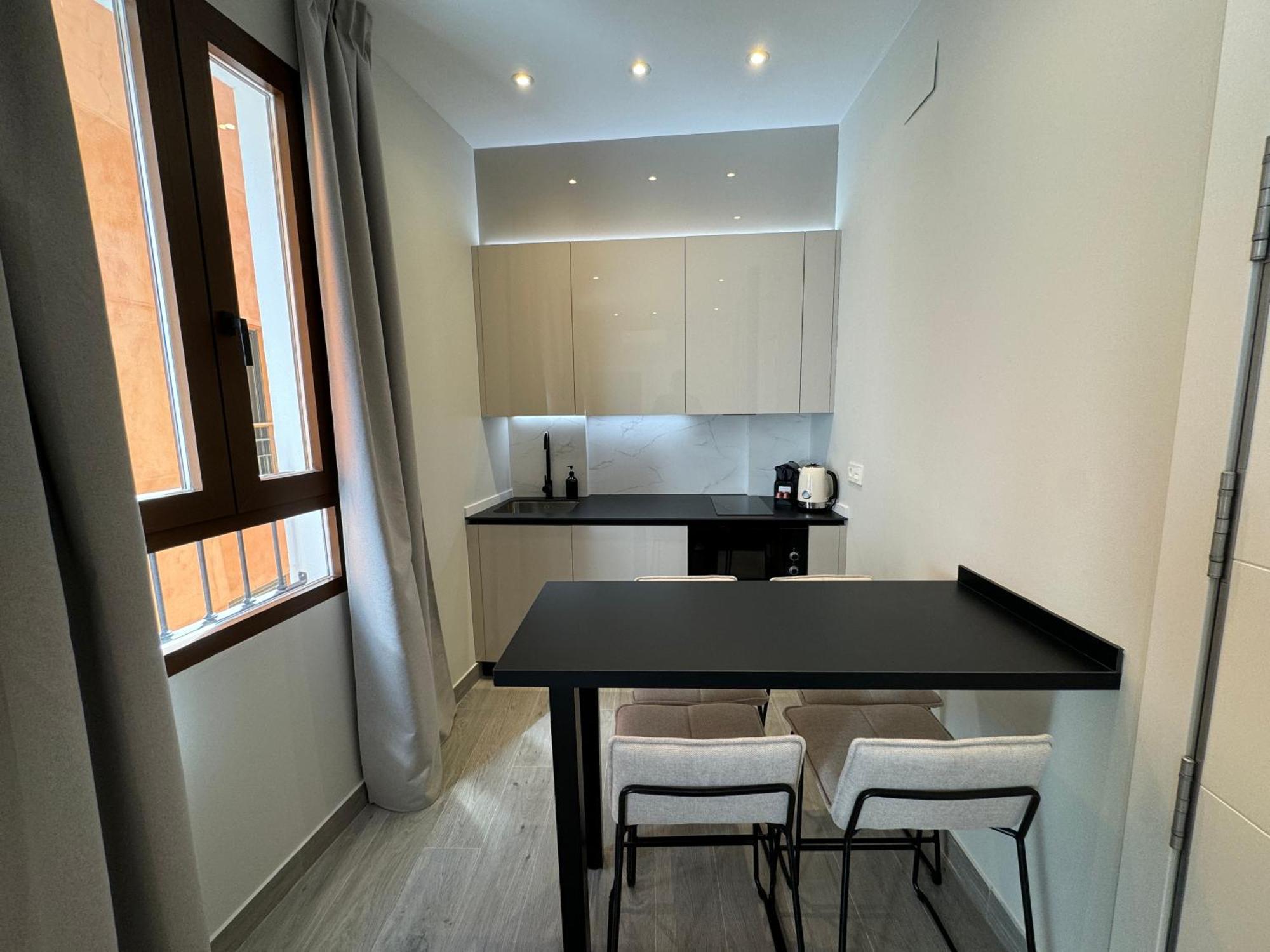 Suspiro 202 Elegant Apartment